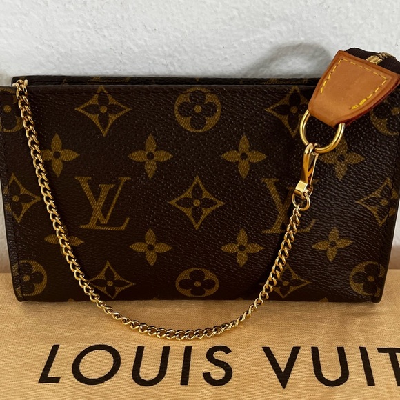 Louis Vuitton Monogram Mini Pouchette with Wristlet Chain and unbrand crossbody - Picture 3 of 16